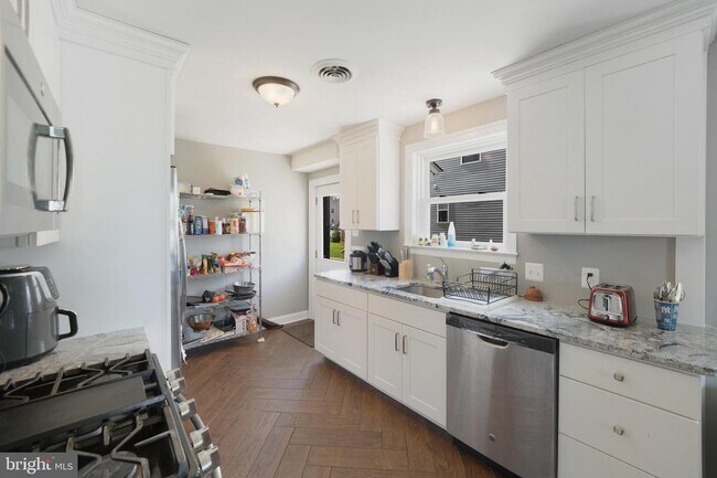 Foto del edificio - 1701 Butler Pike