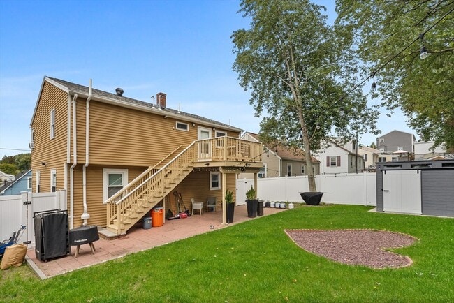 Building Photo - 316 Vane St
