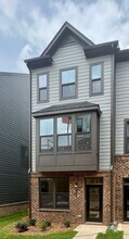Building Photo - 5021 Chinook Ln