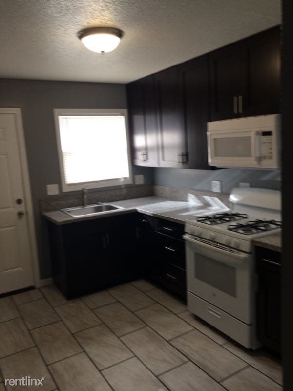 Building Photo - 3115 N 51st St