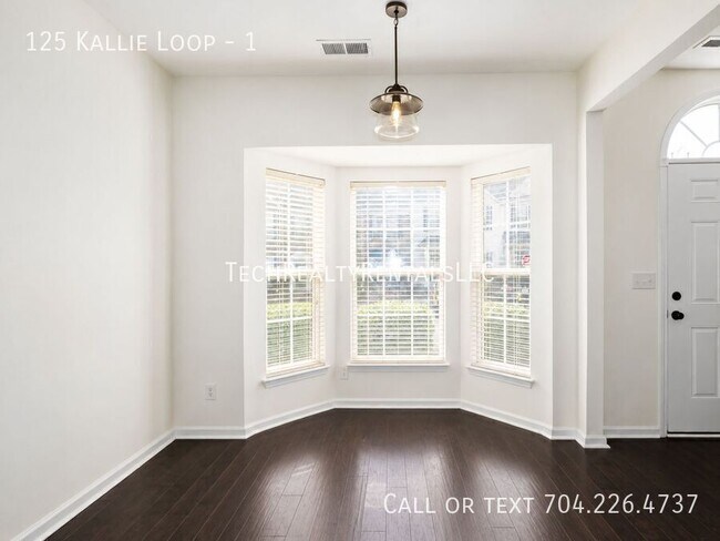 Foto del edificio - 125 Kallie Loop