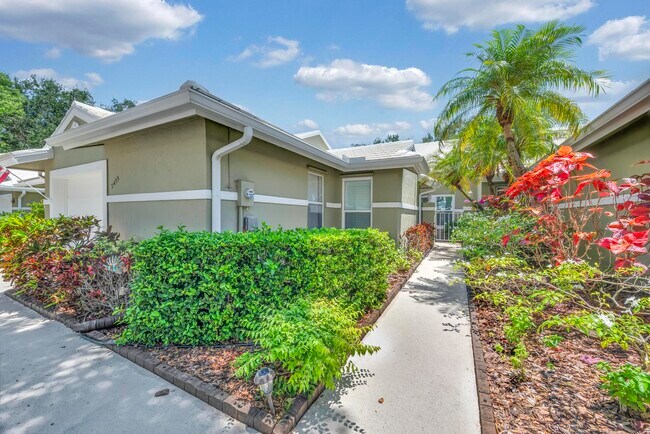 Foto del edificio - 2433 SW Foxpoint Trail