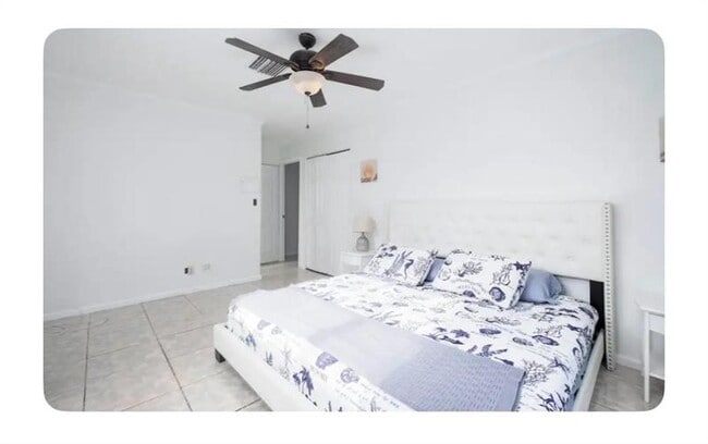 Foto del edificio - 536 NW 43rd St