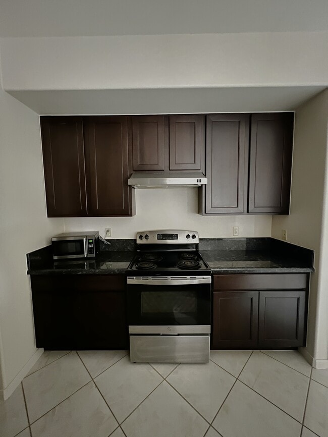 Building Photo - 4925 Ruidoso Pl