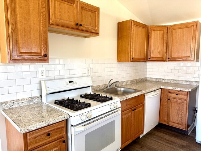 Foto del edificio - 633 Windsor Ave