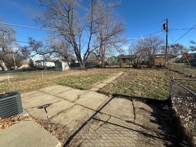 Building Photo - 3127 S 40th St