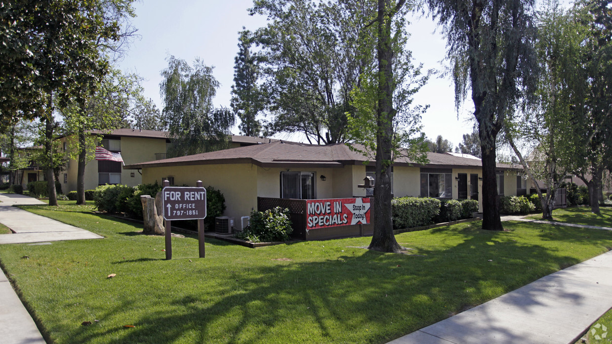 Yucaipa Square - Yucaipa Square Apartments