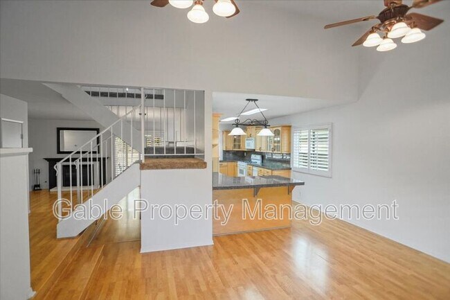 Foto del edificio - 21643 Spice Ct