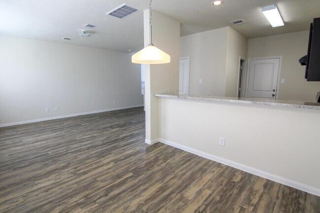 Foto del edificio - Tesoro Hills - 5010 War Cloud Dr, San Anto...