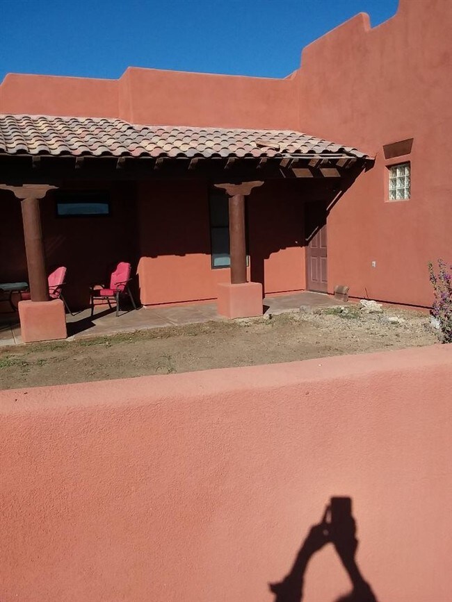 Foto del edificio - 16951 S Avenue 3 1/2 E