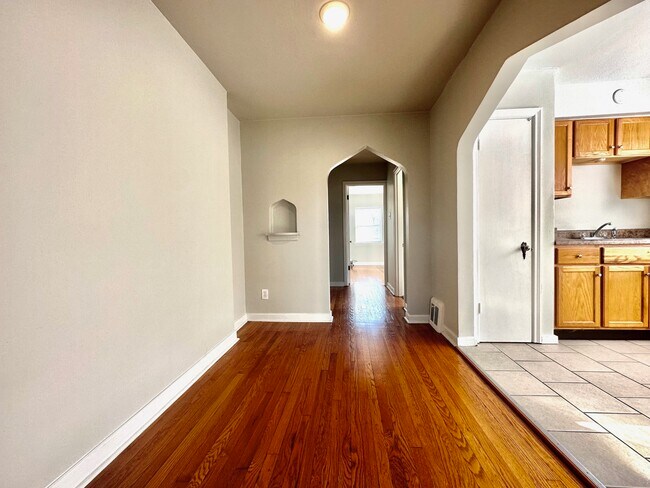 Foto del edificio - 5524 Chippewa St