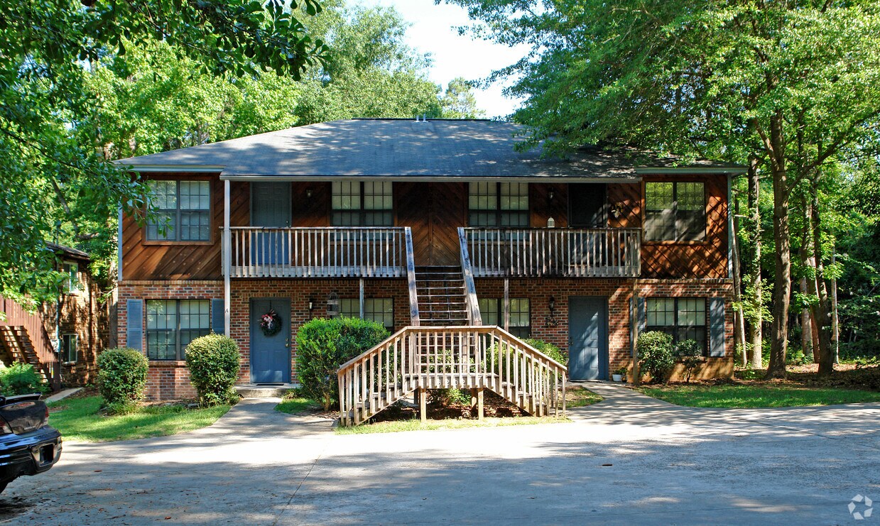 Primary Photo - 3202 Ginger Dr