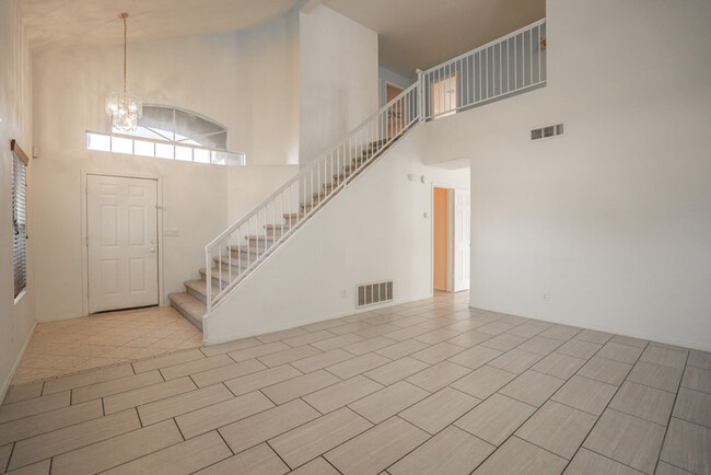 Building Photo - 982 N BRADLEY DR, CHANDLER AZ