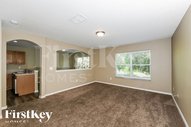 Foto del edificio - 2129 Stone Abbey Blvd