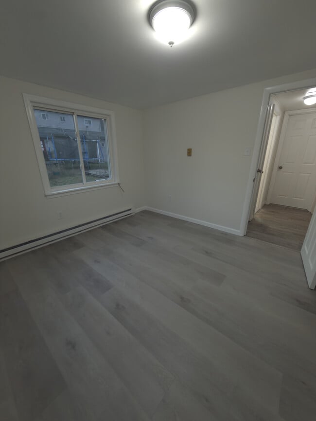 Building Photo - 1108 Loretta Ave