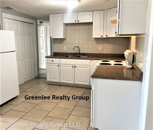 Building Photo - 2 br, 1 bath House - 3436 Devonshire Dr