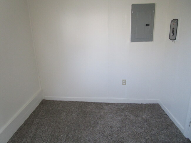 Building Photo - 36 Mulberry St