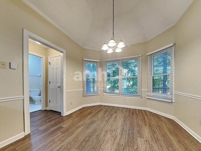 Foto del edificio - 2366 Carrol Ridge Ln