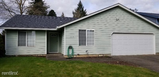 Building Photo - 13008 NE 83rd St