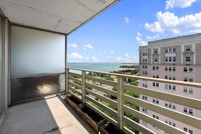 Foto del edificio - 5601 N Sheridan Rd