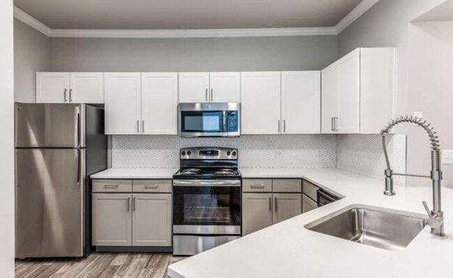 Building Photo - 1 bedroom in Conroe TX 77384
