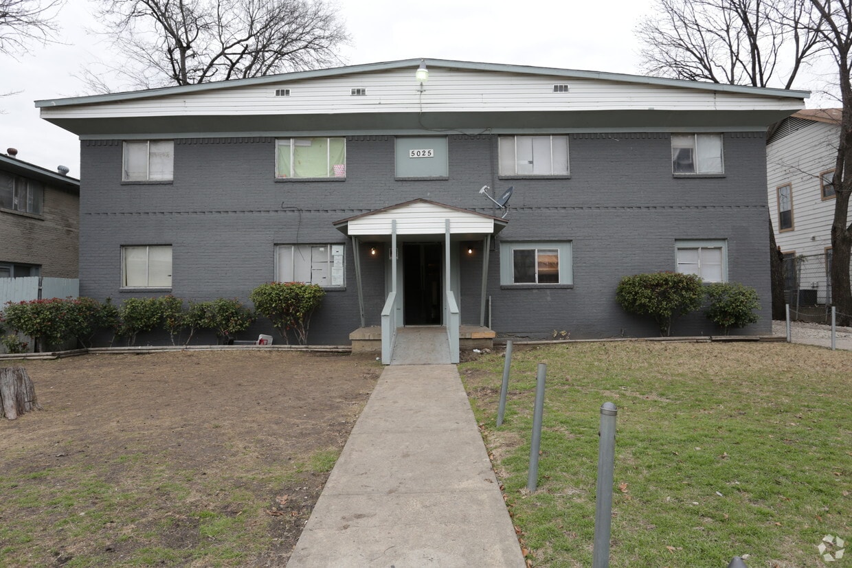 Primary Photo - 5025 San Jacinto
