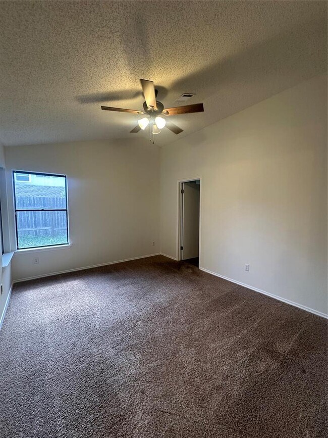 Foto del edificio - 12900 Widge Dr