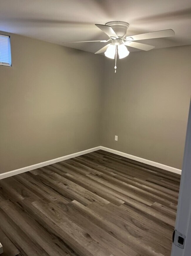 Foto del edificio - 740 W Wood St