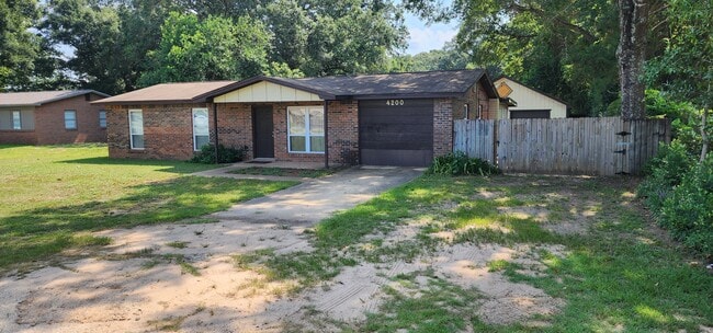 Building Photo - 4200 Bell Ln