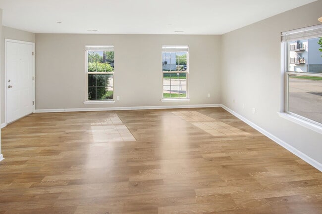 Building Photo - 284 Stonewall Creek Dr