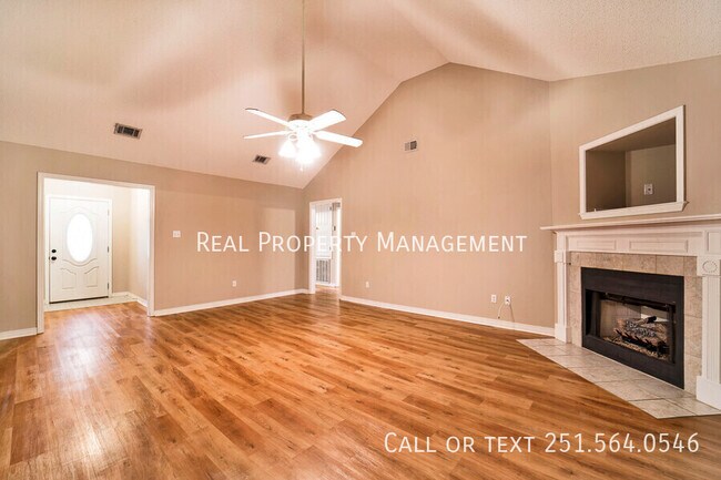 Foto del edificio - 531 Becky Ln