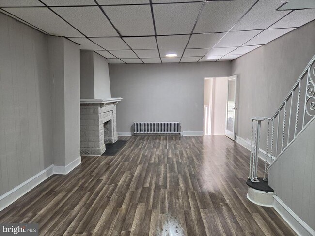 Foto del edificio - 412 N Simpson St
