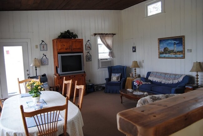 Living Room - 11 Gilbert St