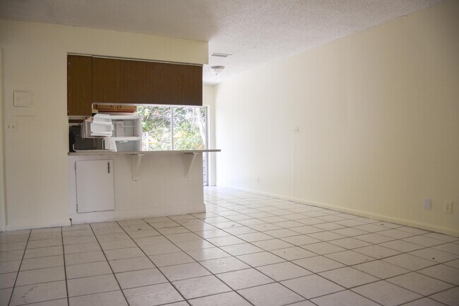 Foto del edificio - 1718 Juno Rd