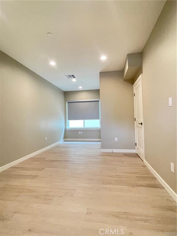 Building Photo - 4251 Live Oak Ave
