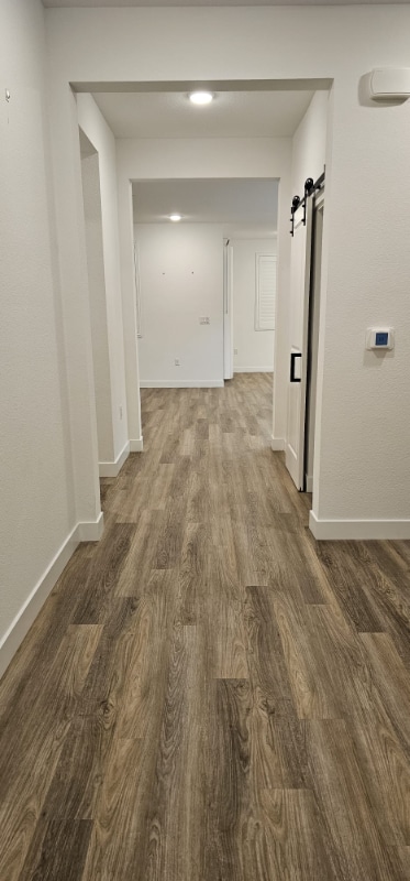 Foto del edificio - 15877 Mavericks Ln