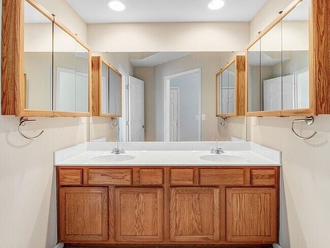 Building Photo - Build Equity While Leasing - Lease and Own...