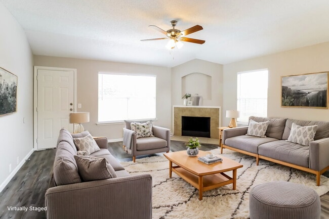 Building Photo - 4000 Tuscany Ct