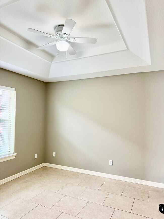 Foto del edificio - 3310 Legacy Ln
