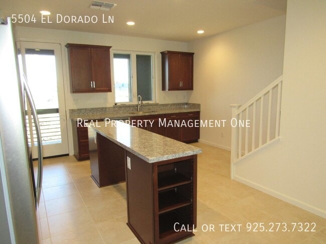 Building Photo - 5504 El Dorado Ln