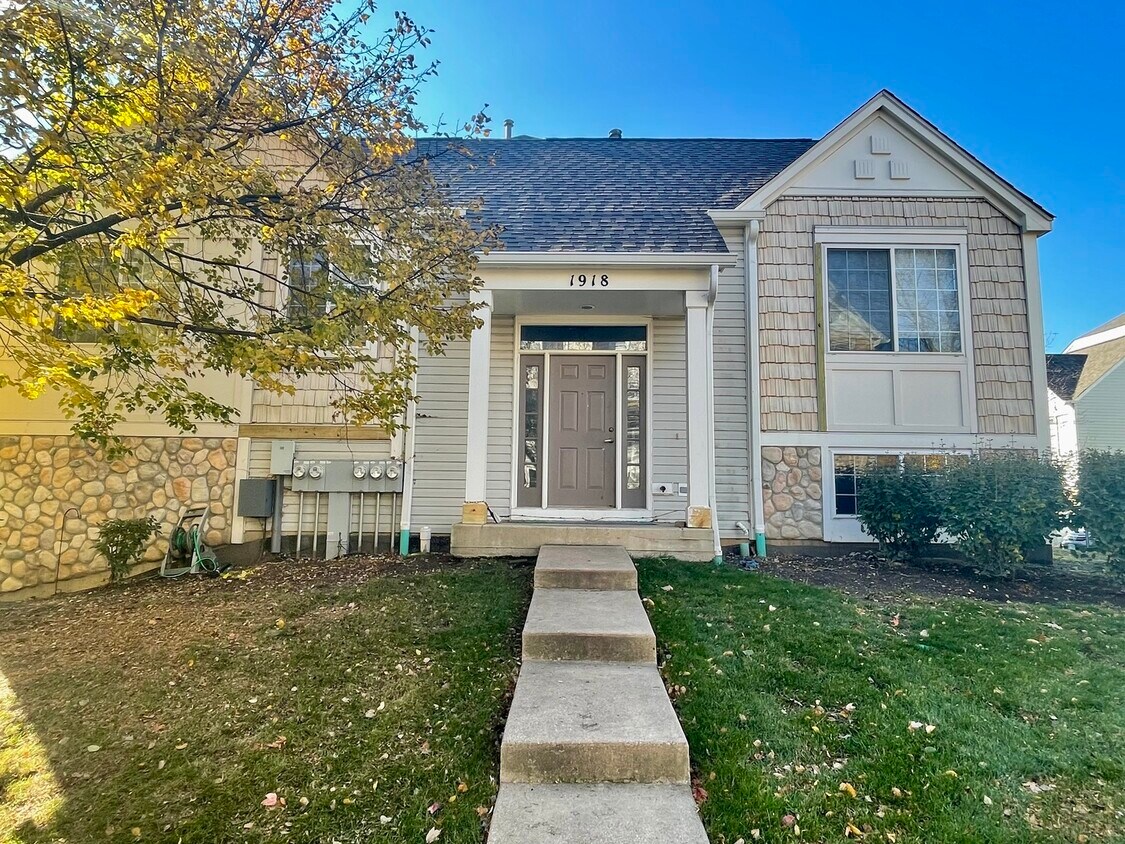 Foto principal - 1918 Middlebury Dr