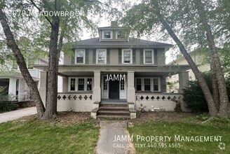 Building Photo - 3079 Meadowbrook Blvd