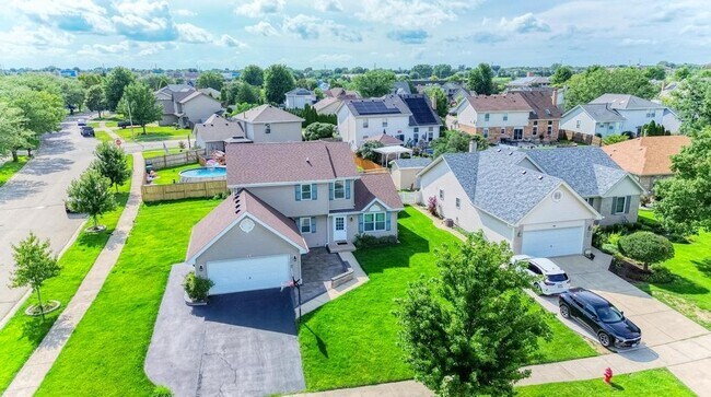 Building Photo - 1413 Skylark Ln