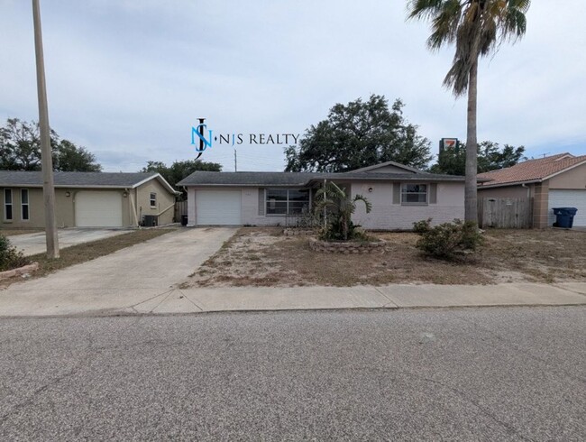 Foto del edificio - Section 8 available: 2/2 over 1048sf with ...