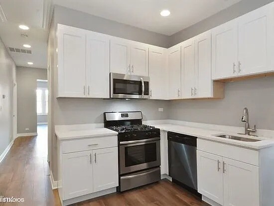 Foto del edificio - 1938 N Rockwell St