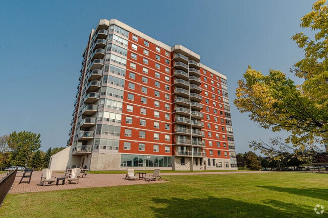 Building Photo - Richardson Wharf