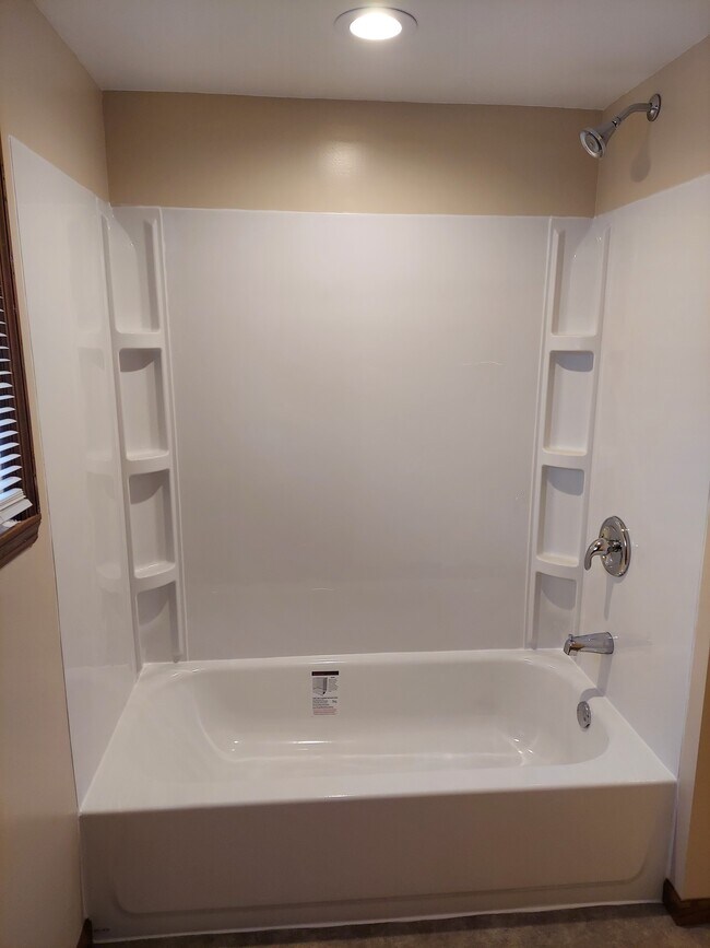 Foto del edificio - 4556 Apple Orchard Ln