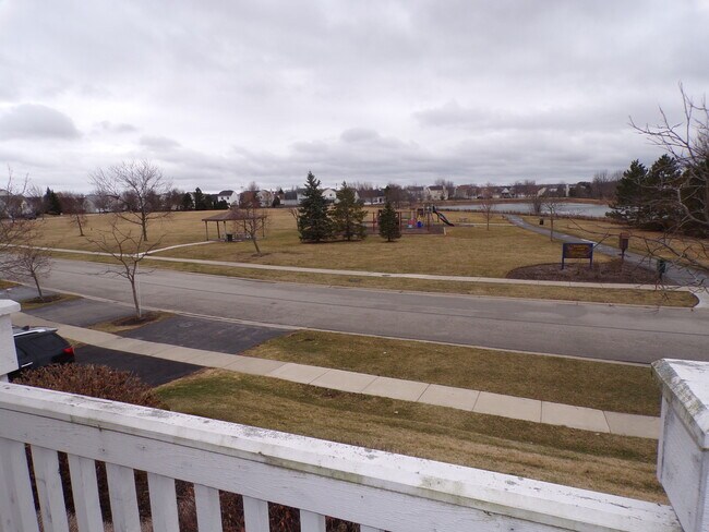 Foto del edificio - 583 S Parkside Dr