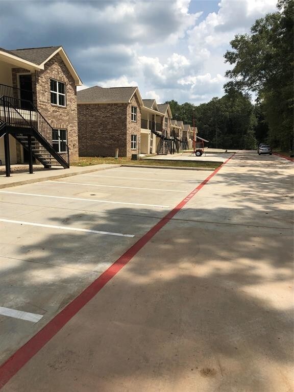 Foto principal - 1000 Foster Dr