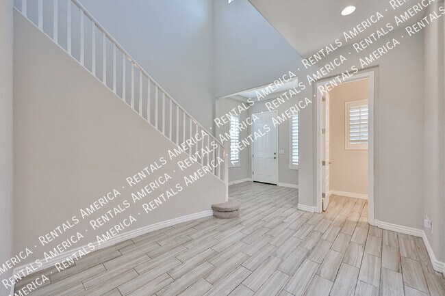 Foto del edificio - 16336 N 2nd Dr